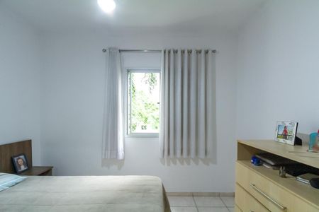 Apartamento à venda com 68m², 3 quartos e 1 vagaQuarto 2