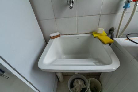 Apartamento à venda com 68m², 3 quartos e 1 vagaÁrea de Serviço