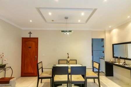 Apartamento à venda com 68m², 3 quartos e 1 vagaSala