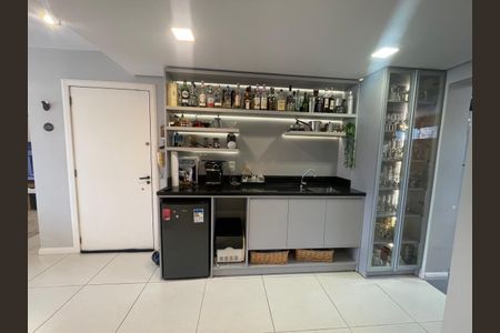 Apartamento à venda com 104m², 2 quartos e 1 vaga