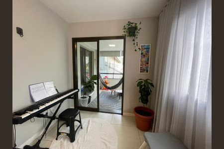 Apartamento à venda com 104m², 2 quartos e 1 vaga