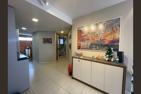 Apartamento à venda com 104m², 2 quartos e 1 vaga