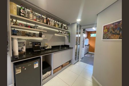 Apartamento à venda com 104m², 2 quartos e 1 vaga