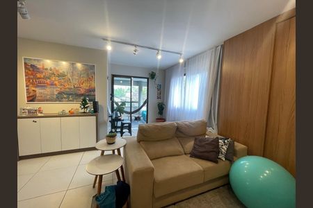 Apartamento à venda com 104m², 2 quartos e 1 vaga