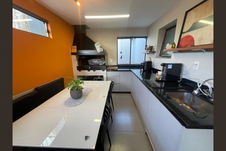 Apartamento à venda com 104m², 2 quartos e 1 vaga
