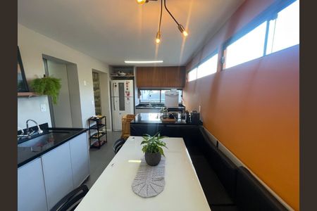 Apartamento à venda com 104m², 2 quartos e 1 vaga