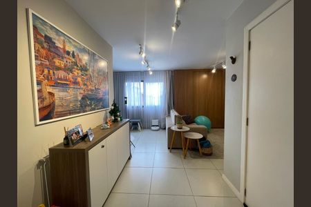 Apartamento à venda com 104m², 2 quartos e 1 vaga