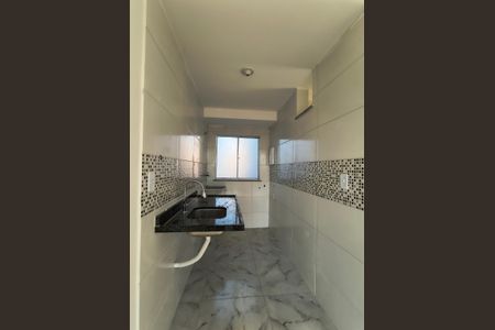 Cozinha  de apartamento para alugar com 1 quarto, 32m² em Freguesia (jacarepaguá), Rio de Janeiro