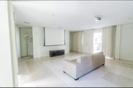 Apartamento à venda com 70m², 2 quartos e 1 vagaÁrea comum