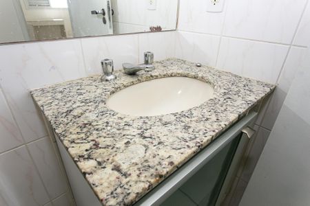 Apartamento à venda com 70m², 2 quartos e 1 vagaBanheiro Social