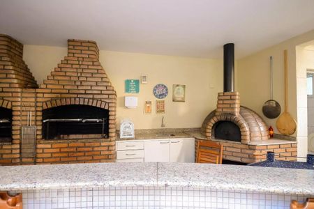 Apartamento à venda com 70m², 2 quartos e 1 vagaÁrea comum - Churrasqueira