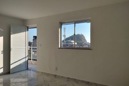 Apartamento para alugar com 32m², 1 quarto e sem vaga Apartamento para alugar com 32m², 1 quarto e sem vagaSala
