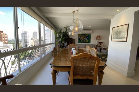Apartamento à venda com 122m², 2 quartos e 2 vagasSala de Jantar