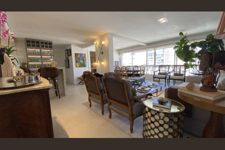 Apartamento à venda com 122m², 2 quartos e 2 vagasSala de Jantar
