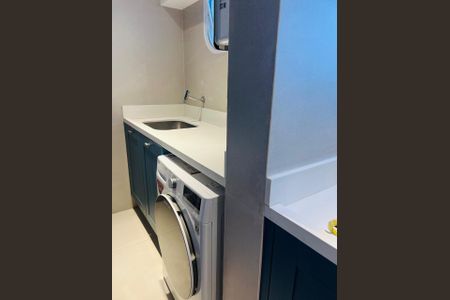 Apartamento à venda com 122m², 2 quartos e 2 vagasÁrea de serviço