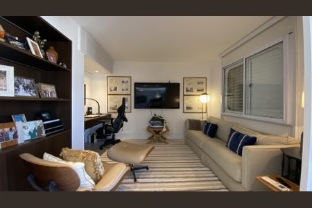 Apartamento à venda com 122m², 2 quartos e 2 vagasSala