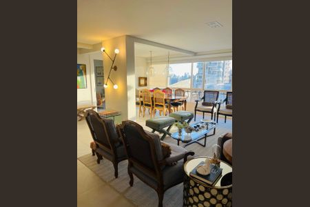 Apartamento à venda com 122m², 2 quartos e 2 vagasSala
