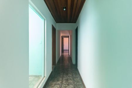 Casa para alugar com 150m², 3 quartos e 1 vaga Casa para alugar com 150m², 3 quartos e 1 vagaCorredor