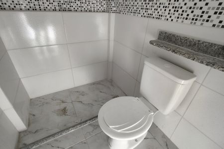 Apartamento para alugar com 32m², 1 quarto e sem vaga Apartamento para alugar com 32m², 1 quarto e sem vagaBanheiro