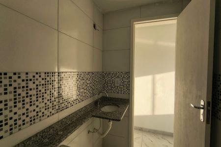 Banheiro  de apartamento para alugar com 1 quarto, 32m² em Freguesia (jacarepaguá), Rio de Janeiro