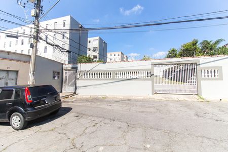 Apartamento à venda com 51m², 2 quartos e 1 vaga Apartamento à venda com 51m², 2 quartos e 1 vagaFachada + Placa