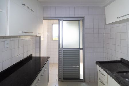 Apartamento à venda com 54m², 2 quartos e 2 vagasCozinha
