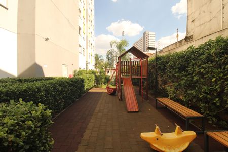 Apartamento à venda com 37m², 2 quartos e sem vagaÁrea comum - Playground