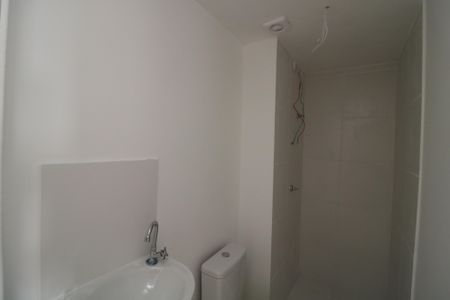 Apartamento para alugar com 38m², 2 quartos e sem vagaBanheiro