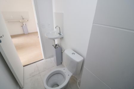 Apartamento para alugar com 38m², 2 quartos e sem vagaBanheiro