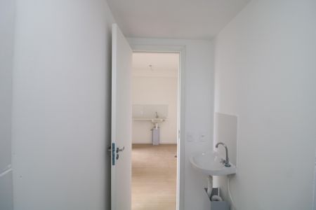 Apartamento para alugar com 38m², 2 quartos e sem vagaBanheiro
