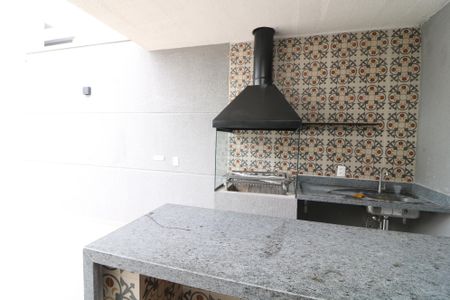 Apartamento para alugar com 38m², 2 quartos e sem vagaÁrea comum - Churrasqueira