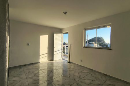 Sala de apartamento para alugar com 1 quarto, 32m² em Freguesia (jacarepaguá), Rio de Janeiro