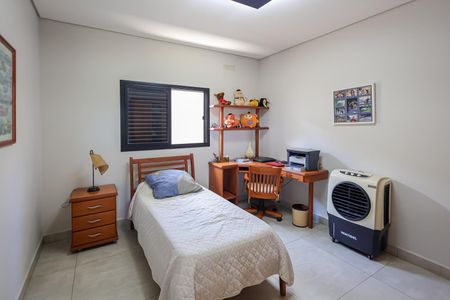 Casa de condomínio para alugar com 1000m², 3 quartos e 2 vagas