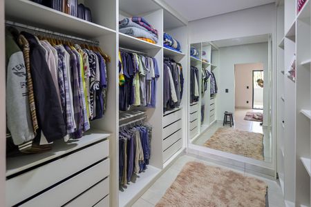 Casa de condomínio para alugar com 1000m², 3 quartos e 2 vagas