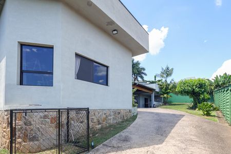 Casa de condomínio para alugar com 1000m², 3 quartos e 2 vagas