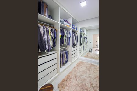 Casa de condomínio para alugar com 1000m², 3 quartos e 2 vagas