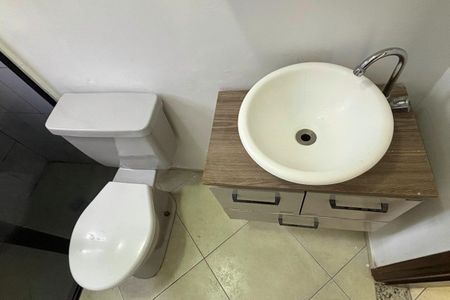 Apartamento à venda com 68m², 2 quartos e 1 vagaBanheiro 