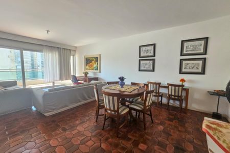 Apartamento para alugar com 400m², 4 quartos e 2 vagas