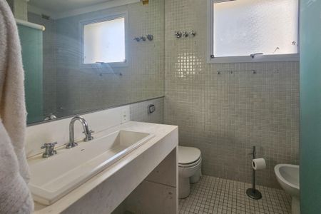 Apartamento para alugar com 400m², 4 quartos e 2 vagas