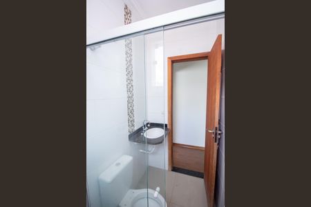 Casa à venda com 150m², 3 quartos e 2 vagas Casa à venda com 150m², 3 quartos e 2 vagasBanheiro Social