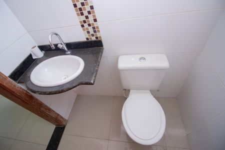 Casa à venda com 150m², 3 quartos e 2 vagas Casa à venda com 150m², 3 quartos e 2 vagasLavabo