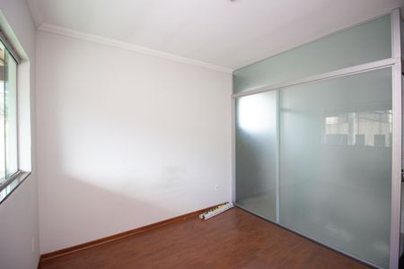 Casa à venda com 150m², 3 quartos e 2 vagas Casa à venda com 150m², 3 quartos e 2 vagasQuarto Suíte
