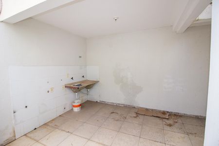 Casa à venda com 150m², 3 quartos e 2 vagas Casa à venda com 150m², 3 quartos e 2 vagasCozinha e Área de Serviço