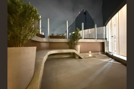 Apartamento à venda com 145m², 2 quartos e 3 vagasÁrea externa