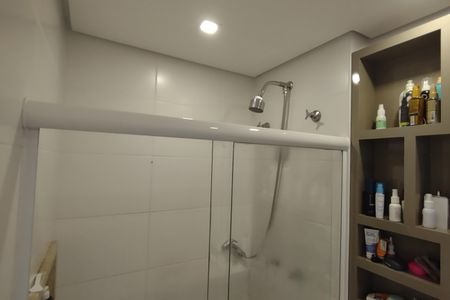 Apartamento para alugar com 65m², 2 quartos e 1 vaga Apartamento para alugar com 65m², 2 quartos e 1 vagaBanheiro da Suíte