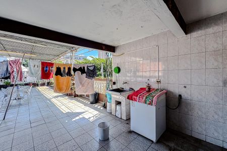 Casa à venda com 454m², 5 quartos e 6 vagasÁrea externa