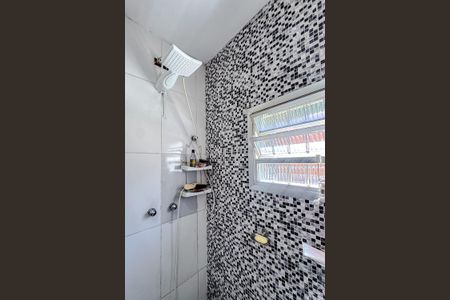 Casa à venda com 454m², 5 quartos e 6 vagasBanheiro da Suíte 2