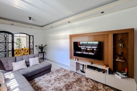 Sala de casa para alugar com 5 quartos, 454m² em Vila Bertioga, São Paulo