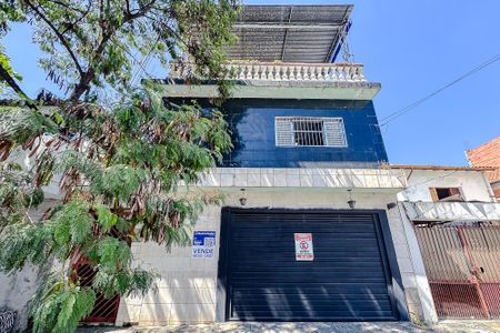 Casa à venda com 454m², 5 quartos e 6 vagasFachada - Plaquinha