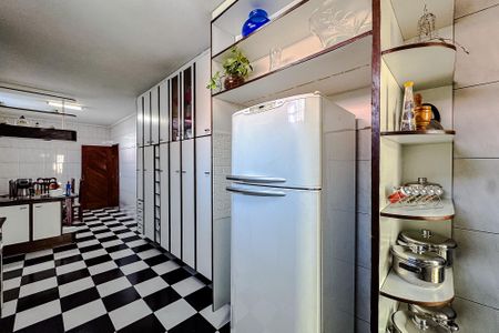 Casa à venda com 454m², 5 quartos e 6 vagasCozinha